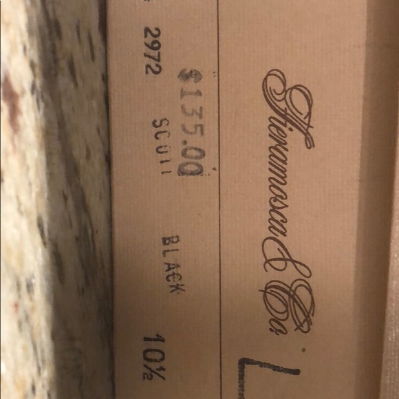 Men’s black slip on loafer; great condition - Picture 8 of 8